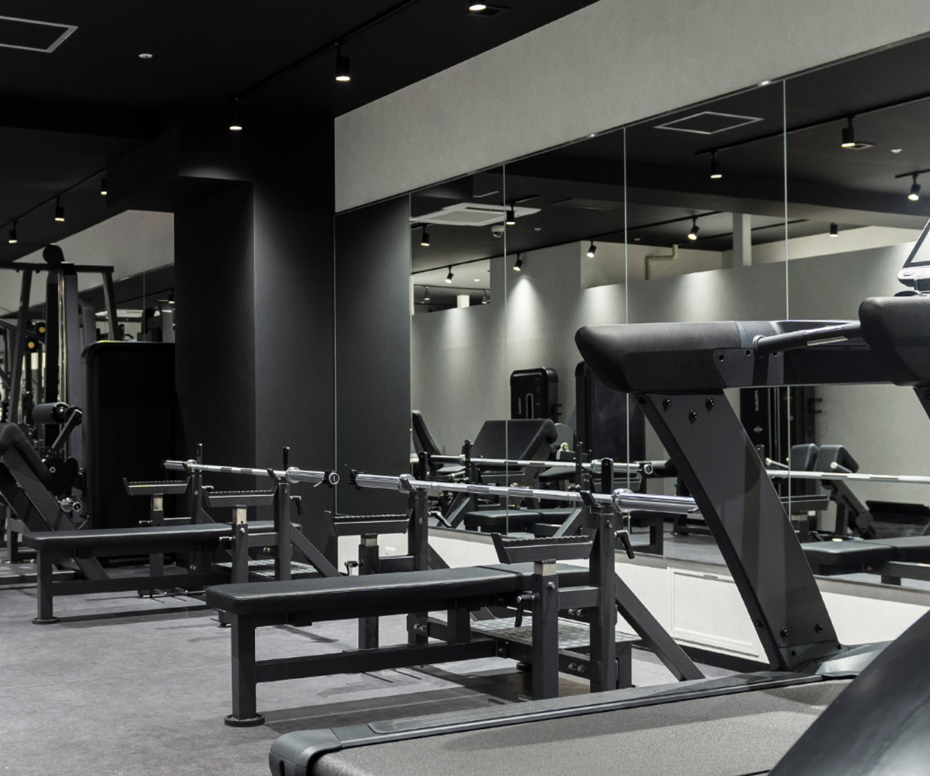フィットネスジム　SURGE GYM 市川店