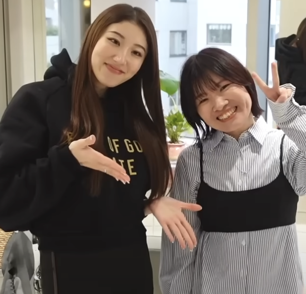 -10kg以上痩せた30代女性とトレーナー