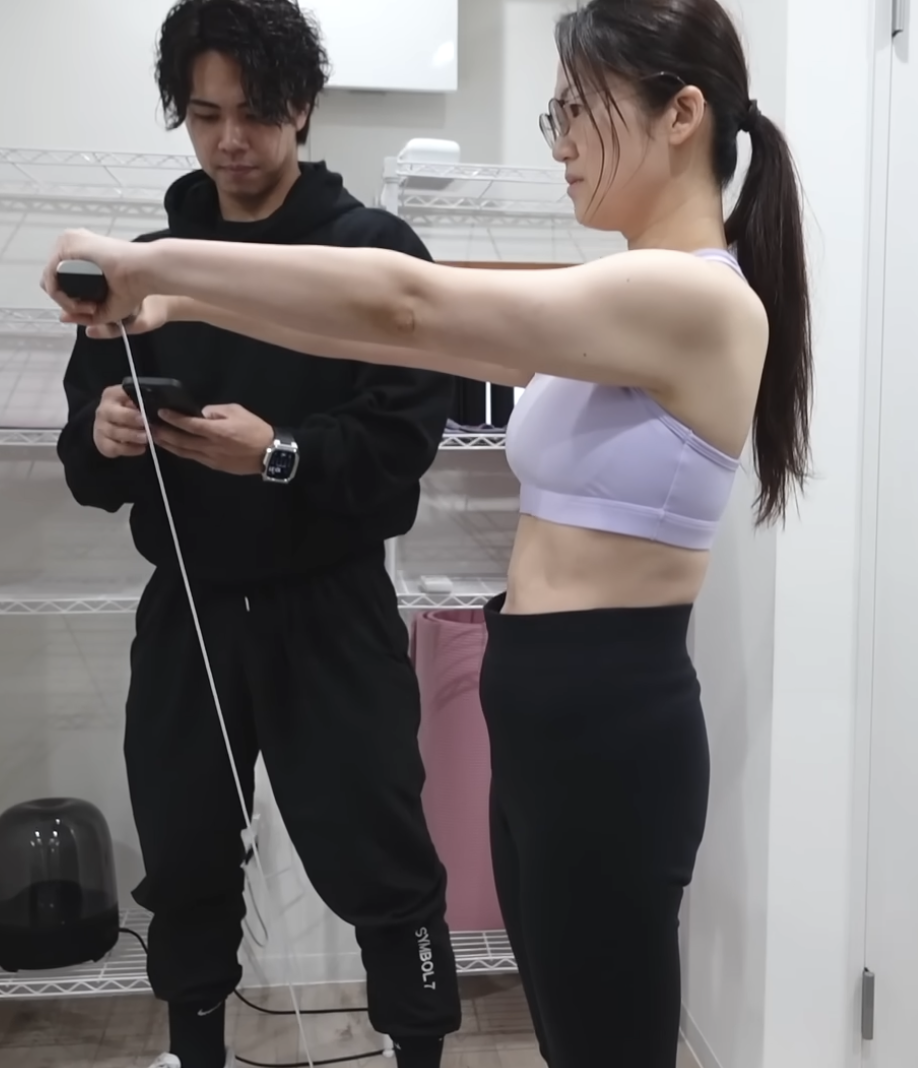 40代女性のダイエット開始1ヶ月半後の姿